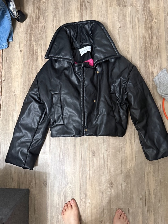Rebecca Minkoff Jackets & Blazers - Rebecca Minkoff Black Cropped Faux-Leather Puffer Jacket